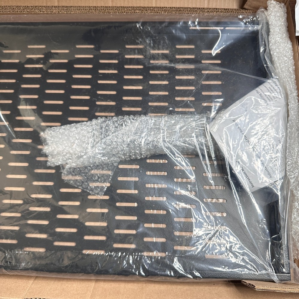 StarTech.com 1U Adjustable Mounting Depth Vented Rack Mount Shelf - Heavy Duty