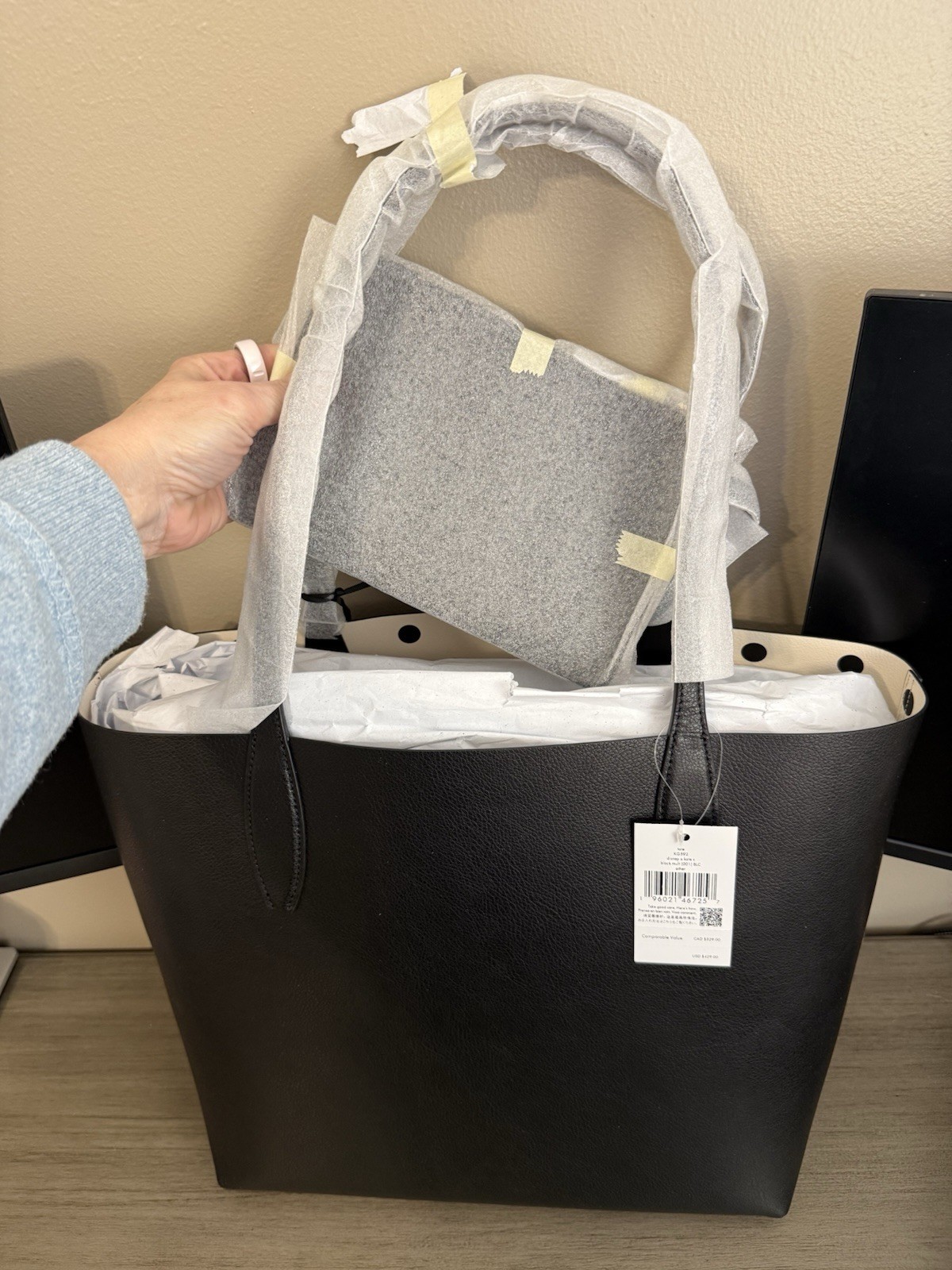 kate spade new york Disney Minnie Mouse Large Black Tote Handbag