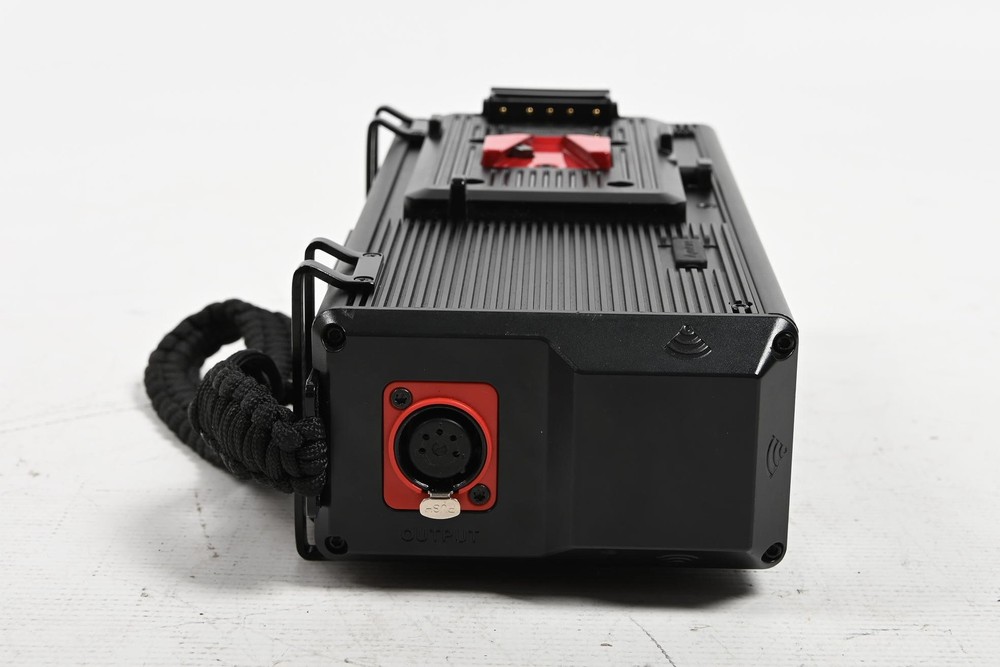 Aputure Light Storm C300d II Daylight LED Monolight #908
