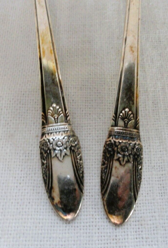 2 Rogers International Table Spoons ~ First Love ~ Silverplate Flatware