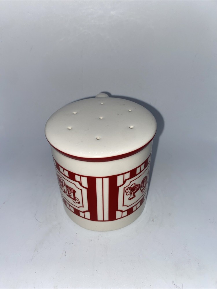 Williams Sonoma Popcorn Shaker