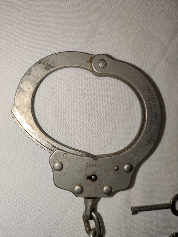 Peerless Model 700 Handcuffs with Two Keys