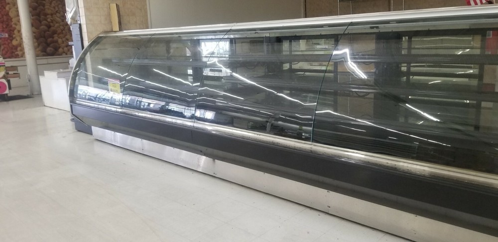 BAKERY DISPLAY CASE