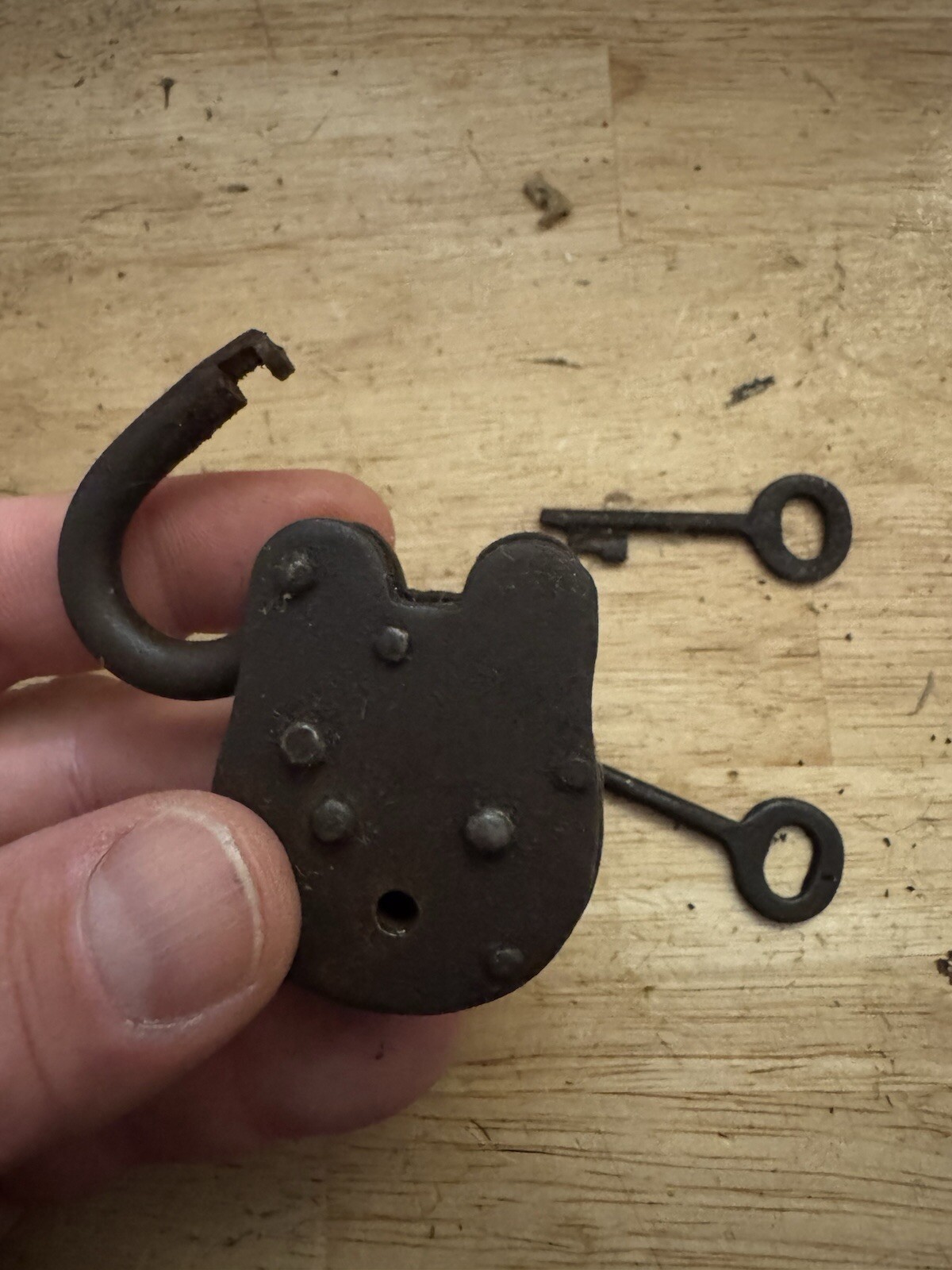 Colt Rifle Padlock Lock Set Gun Firearm Wyatt Earp Memorabilia Keys Home Decor