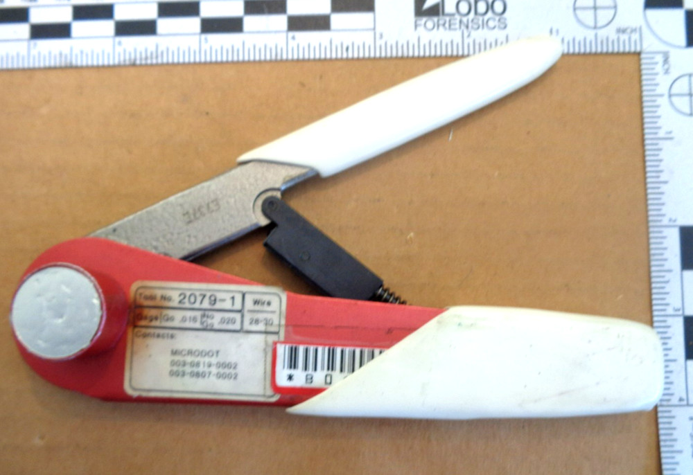 Microdot 2079-1 Crimper or Hand Crimp Tool