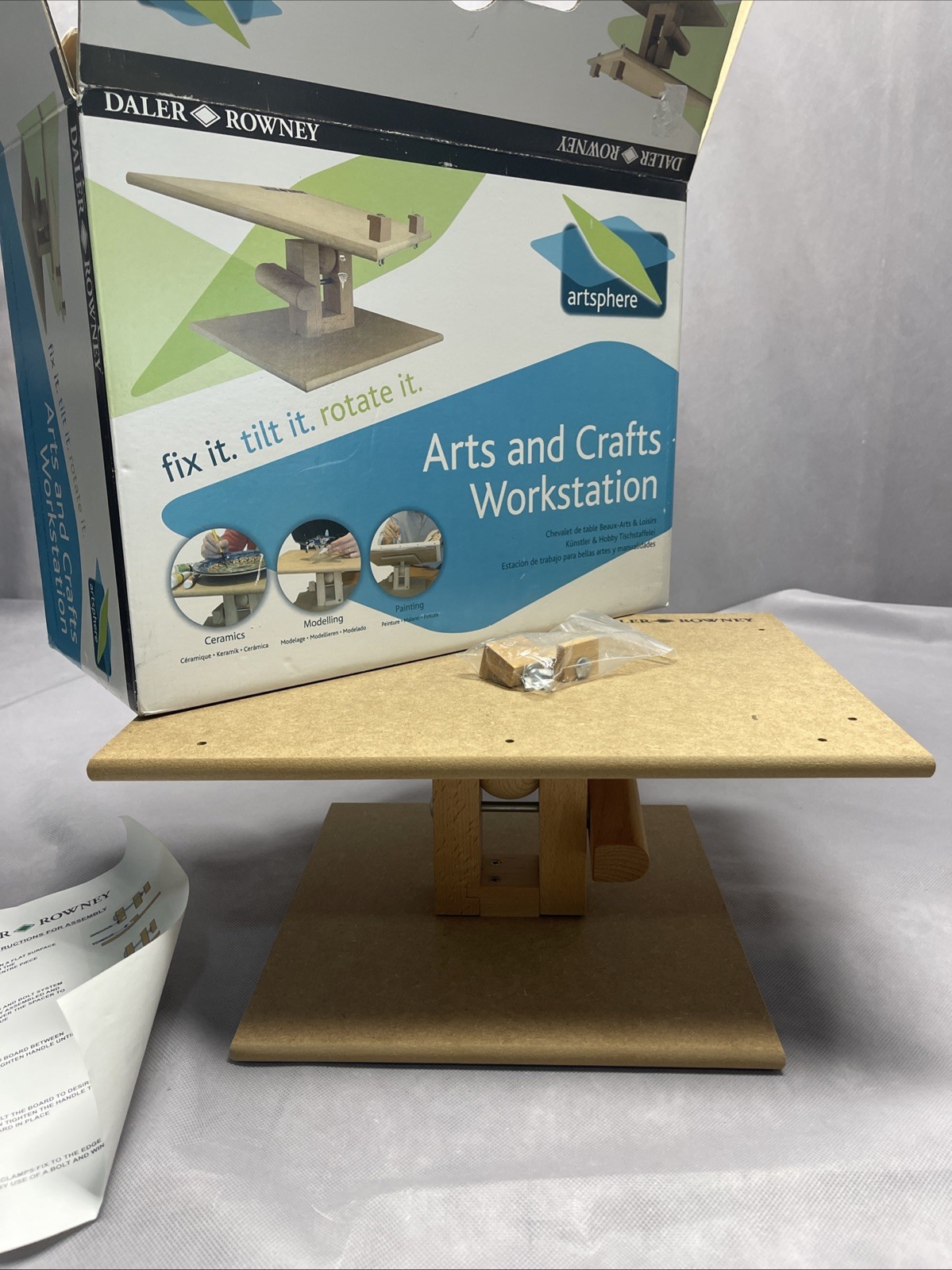 Daler Rowney Artsphere Arts & Crafts Workstation New Open Box 16.5" x 11.75"