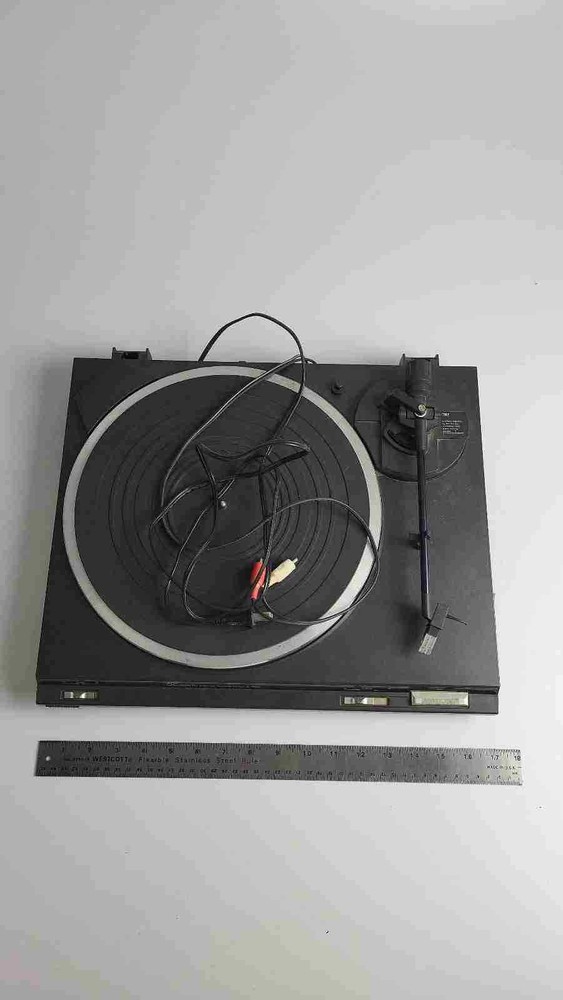 Technics Sl-B260 Automatic Turntable Technics P23 Cart (needs stylus) no cover