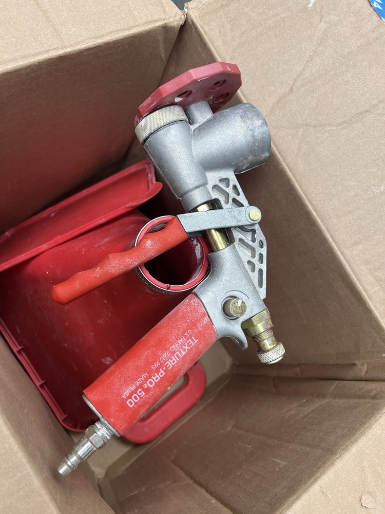 WAL-BOARD TOOLS Gravity-fed Hopper Gun - PREOWNED