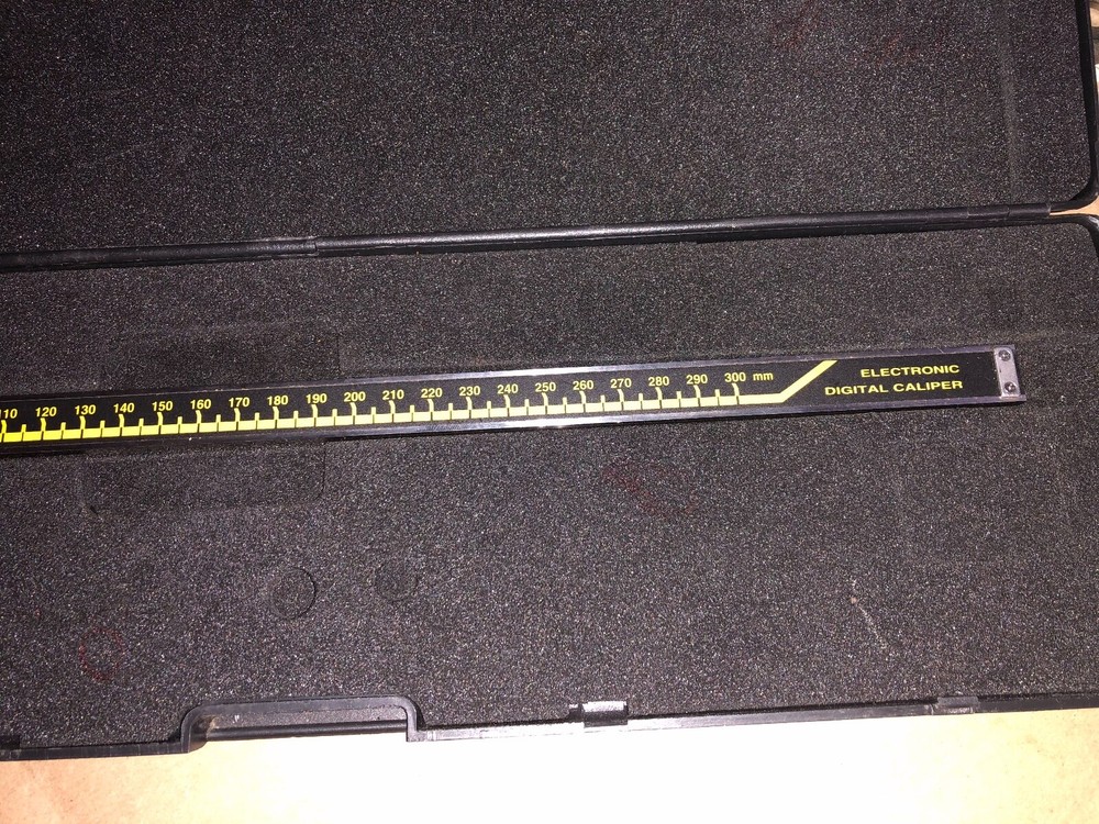 ELECTRONIC DIGITAL CALIPER 0-300MM INCH & MM