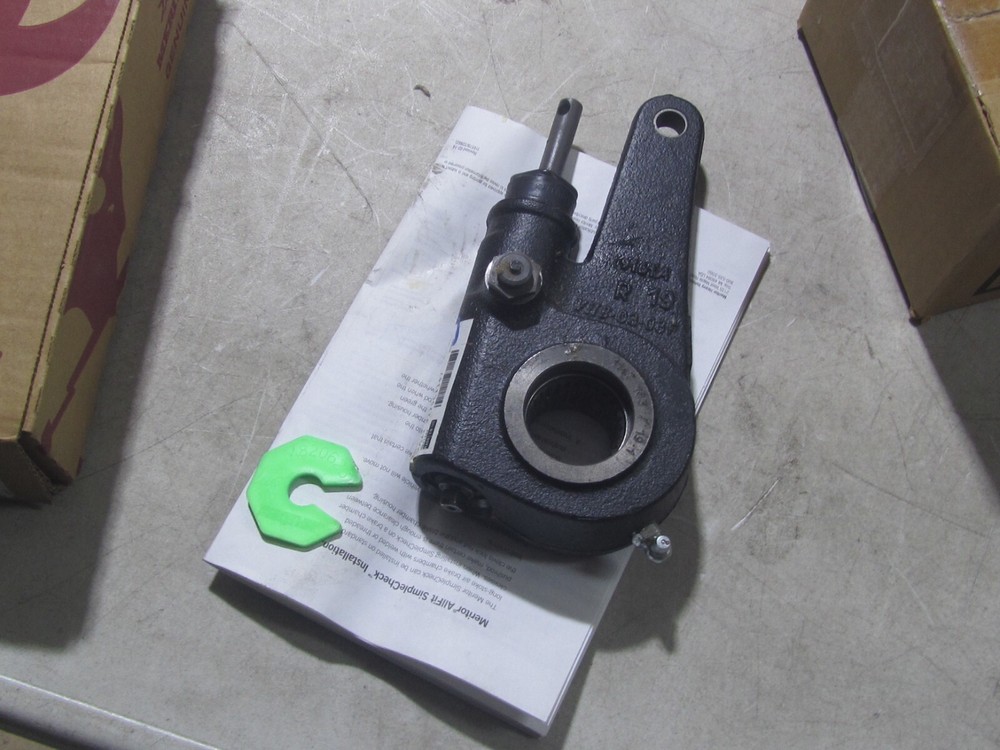 NEW Meritor R803057 Automatic Slack Adjuster 1.50 28, Without Clevis