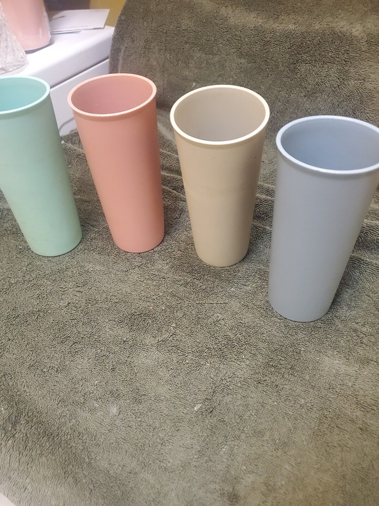 TUPPERWARE Set Of 4 Plastic 12 Ounce Tumbles #873 - 4 COLORS
