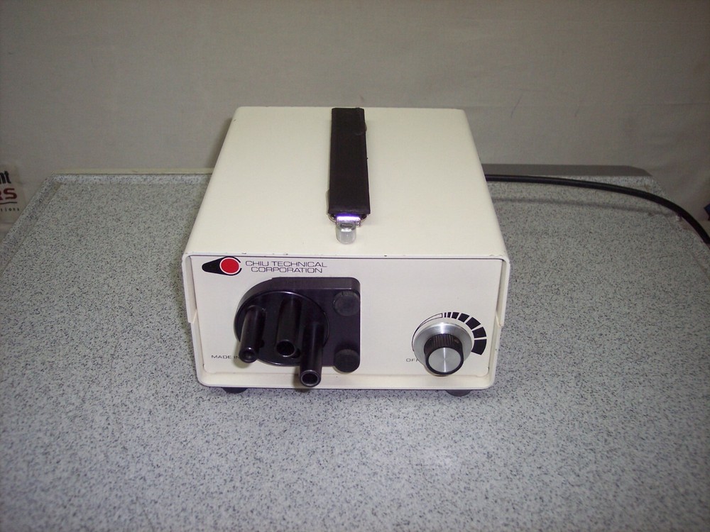 Chiu Technical Corporation SLS-150 Light Source