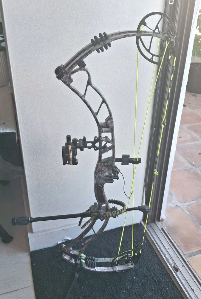 Obsession Turmoil '33. '70.RH.New strings. QAD. Stabilizer. sight.