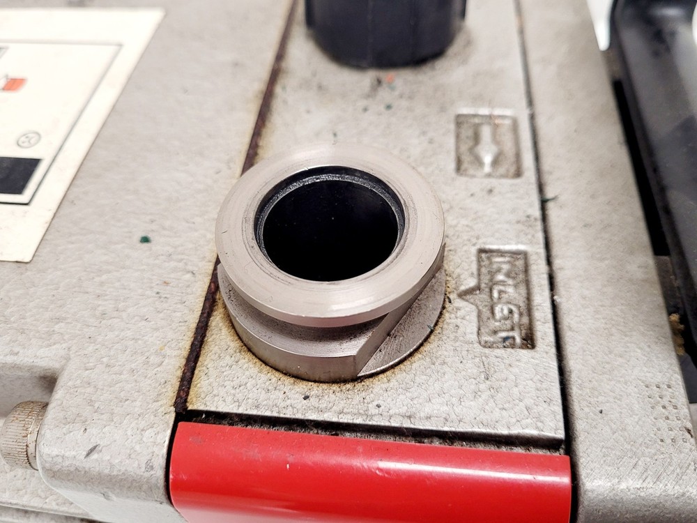 Edwards 18 Rotary Vane Vacuum Pump E2M18