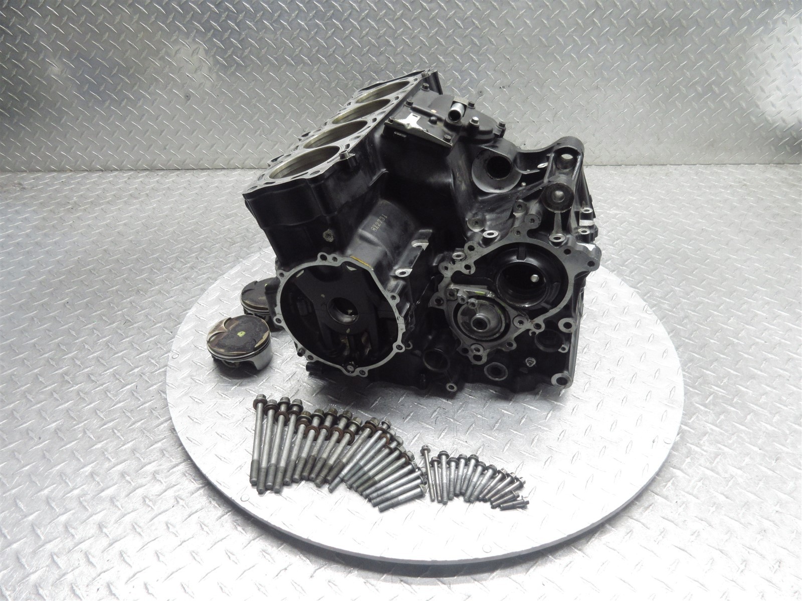 2009 08-11 Kawasaki ZX14R ZX14 Crankcase Case Engine Motor Block Piston **READ**