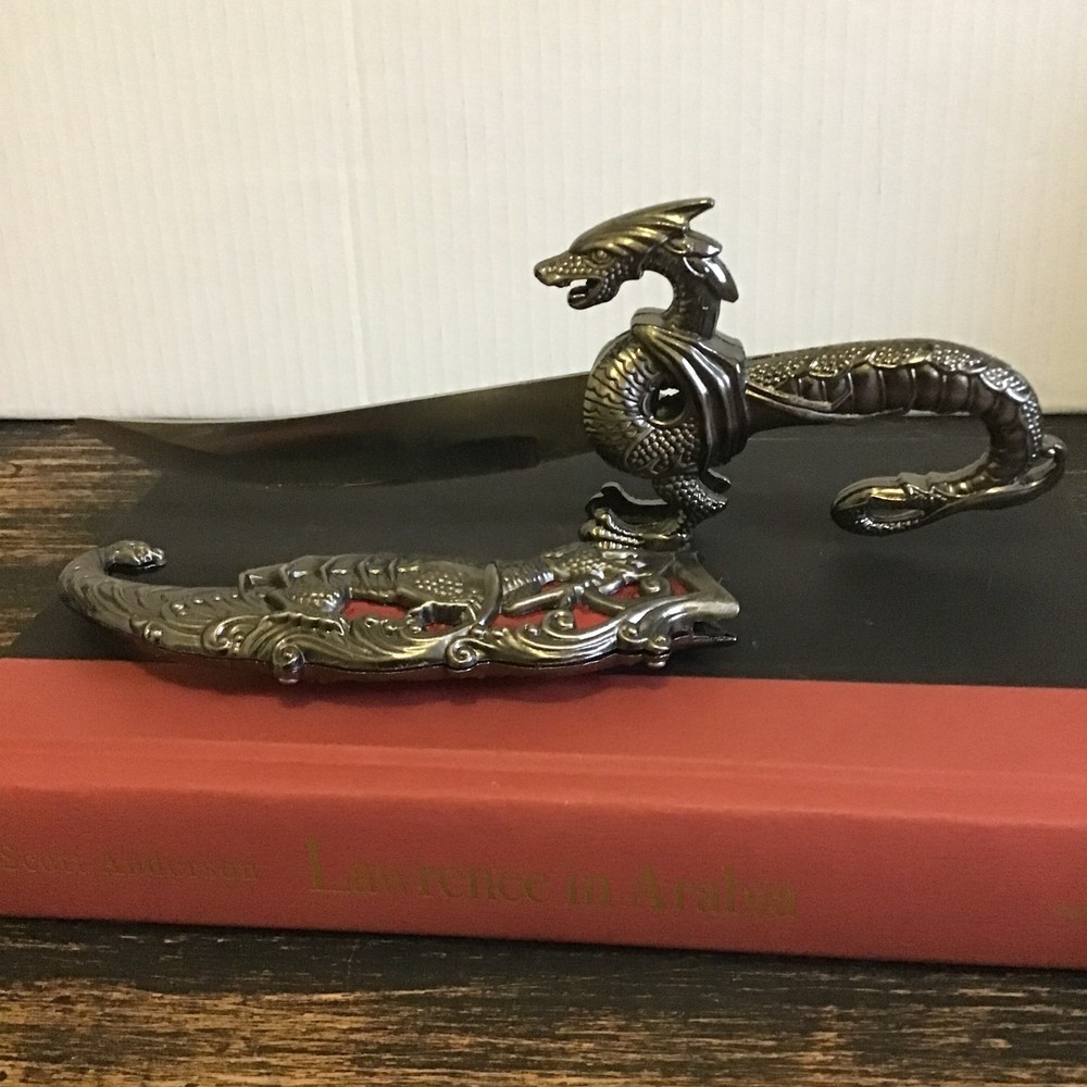 Ornate Fantasy Dagger Red