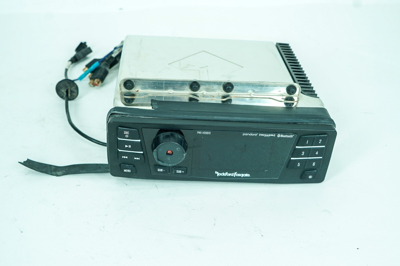 12 Harley Road Glide Touring Rockford Fosgate Media Receiver DAMAGED HD9813 1325