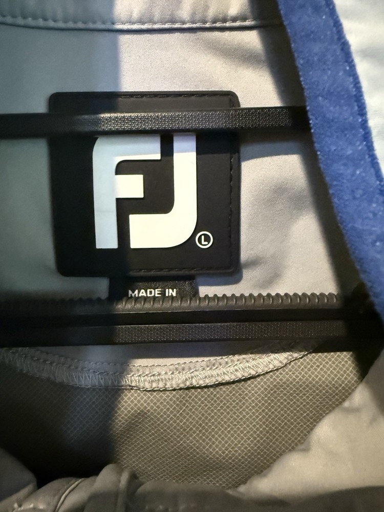 FootJoy Sleeveless Windbreaker Jacket with Zip Closure