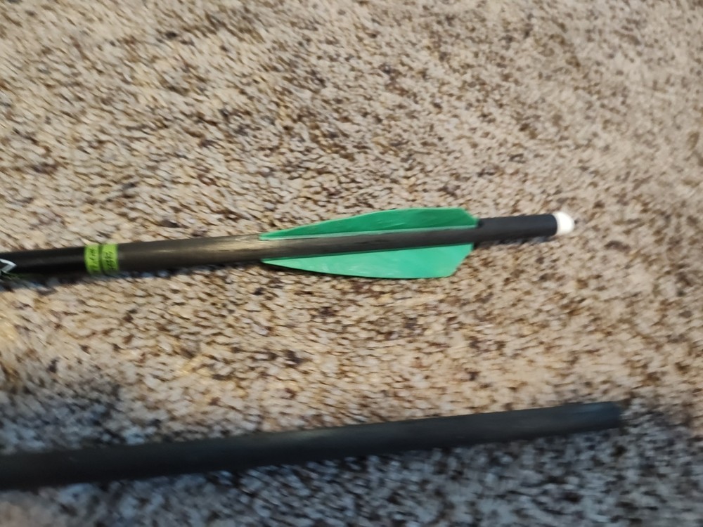 (3 pack) Bone Collector Crossbow Bolt 20"