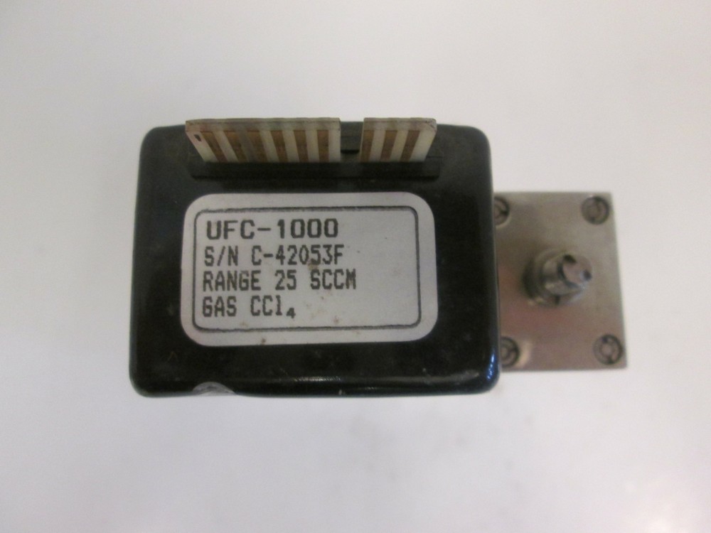 Unit UFC-1000, MFC, Mass Flow Controller, CCL4, 25 SCCM, Used