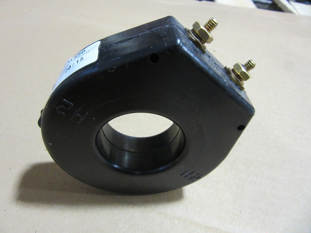 GE Instrument Transformer 5RT-101 Current Transformer Ratio: 100:5A 600V NEW!!!