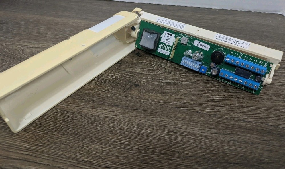 InterLogix RCR-REX Request To Exit Door Access Control w/Built-in Sounder Tested