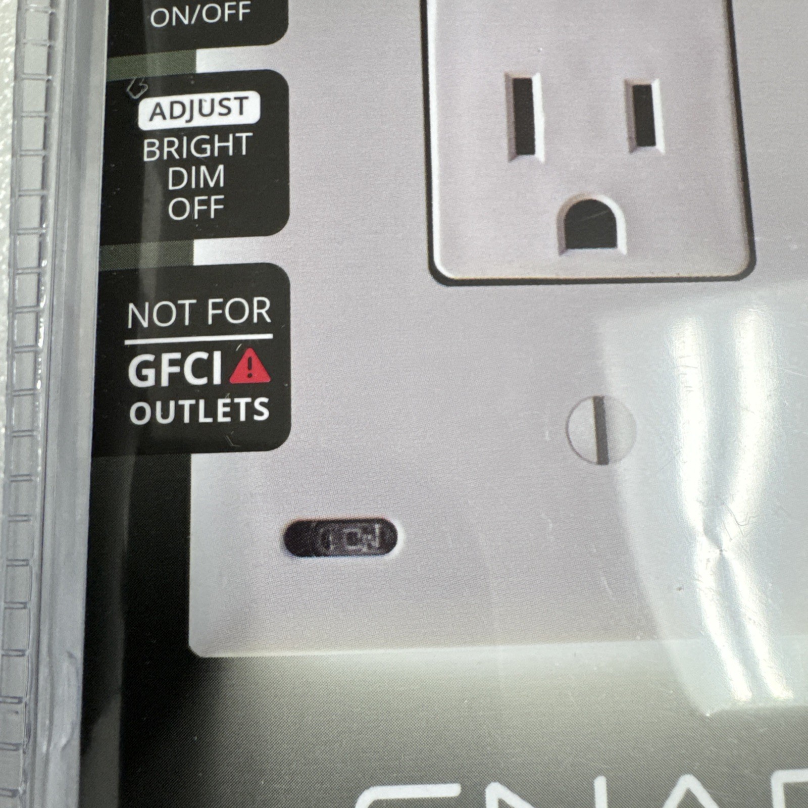 SnapPower GuideLight 2 PLUS -Gang LED Wall Plate, White O1GLCWH-SP20 SnapPower