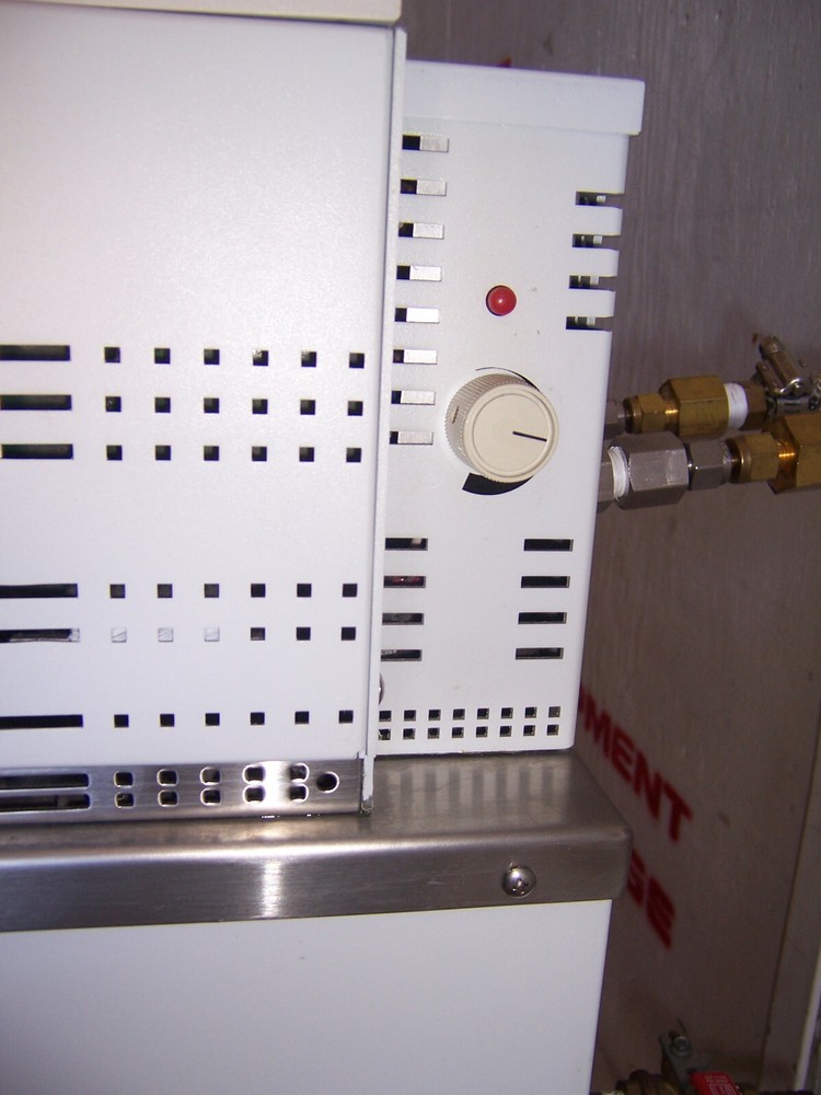 13921 Neslab RTE-111 Chiller