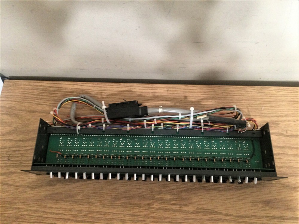 Dukane Intercom 25 Switch Controller Rack Mount 110-1994 9A-1795