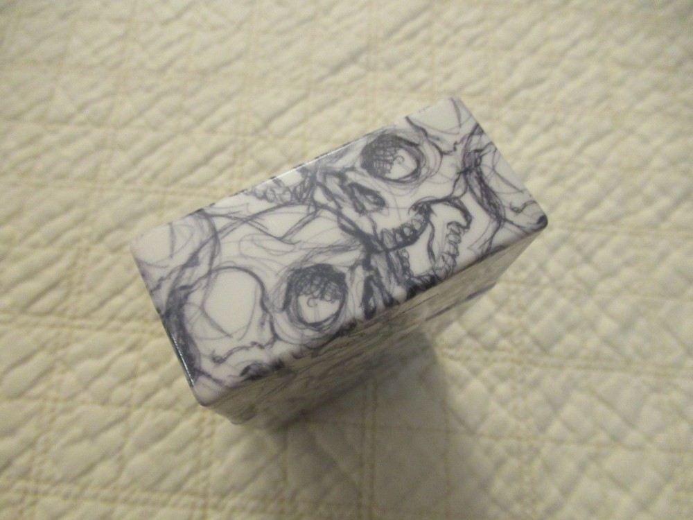Skulls Cigarette Pack Holder