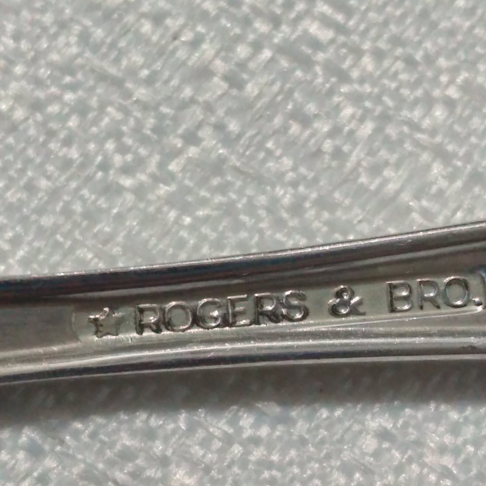 Rogers & Bro EXQUISITE 5 Teaspoons Silverplate Flatware