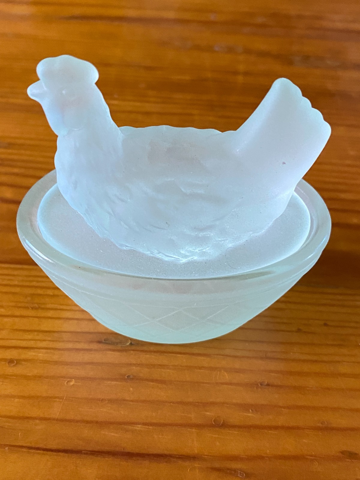 Frosted Pale Green, Glass Mini Hen on Nest 2.5" ~ GLOWS