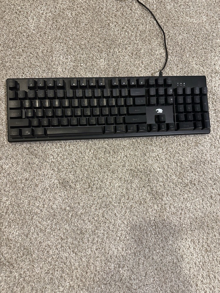 Corsair Extended Keyboard, Razer Basilik V3 Mouse, Bugha Mouse Bundle