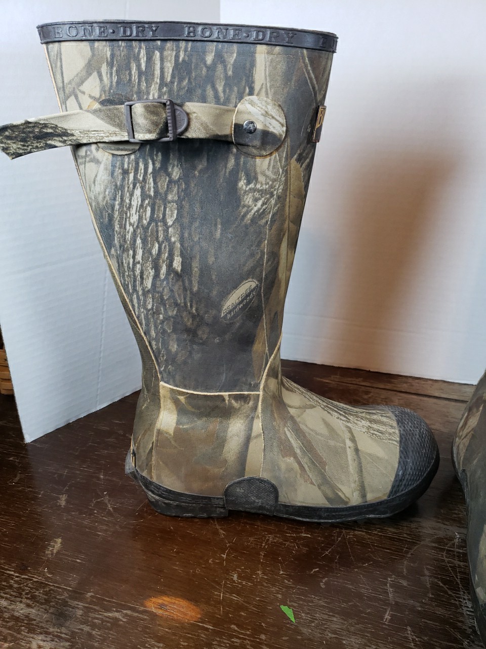 Redhead Bone Dry Realtree Hardwoods Rubber Boots 7 Thinsulate Steel Shank 1000g