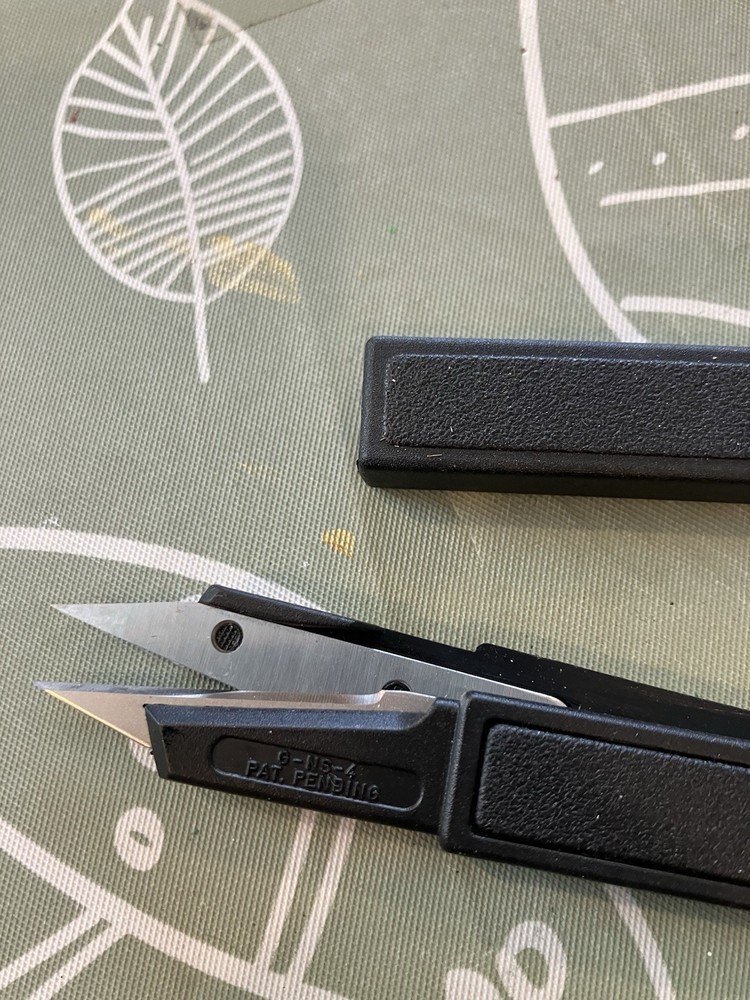 Gingher Scissors,Germany,Black Plastic Pull-out Case,Hanging Loop,4.3"l Nylon/SS