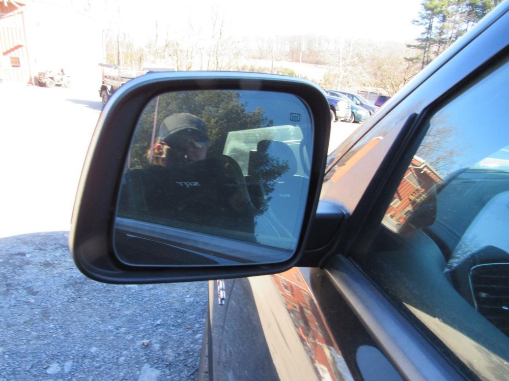 DURANGO 2018 Glove Box 1027892