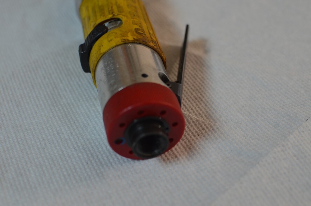 URYU UAT 40SD Pneumatic Screwdriver