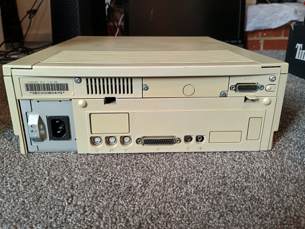 Apple Macintosh Performa 6214CD M3076 - Untested - As Is