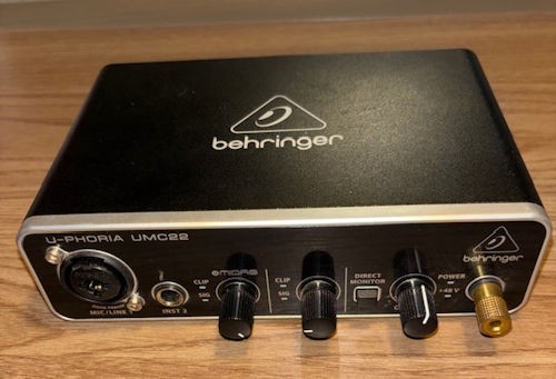 Behringer U-Phoria UMC22 2x2 USB 2 Audio/Midi Interface