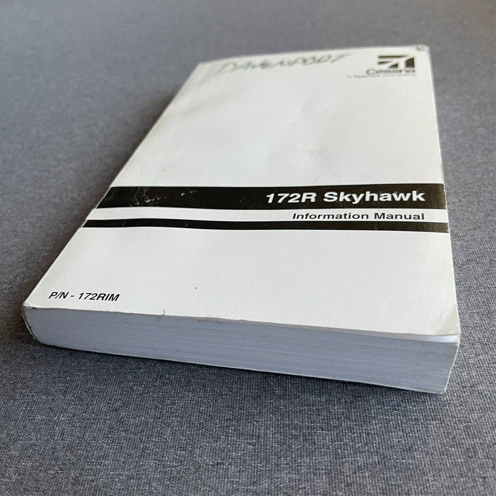 Cessna 172R Skyhawk Information Manual Paperback