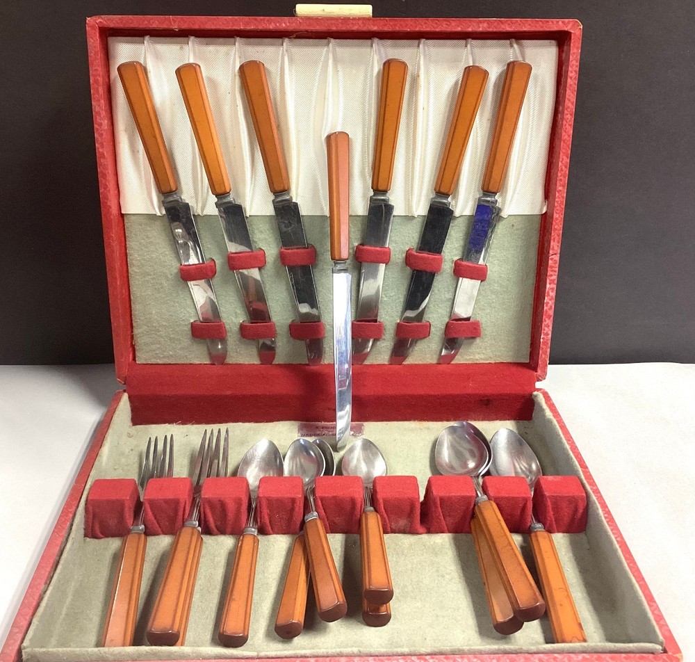 Bakelite Flatware Set ~ Butterscotch Handles-Stainless ~ 18Pc Vintage
