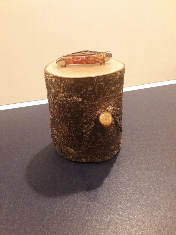 MAGNETIC KNIFE DISPLAY STAND, SOLID PEAR WOOD
