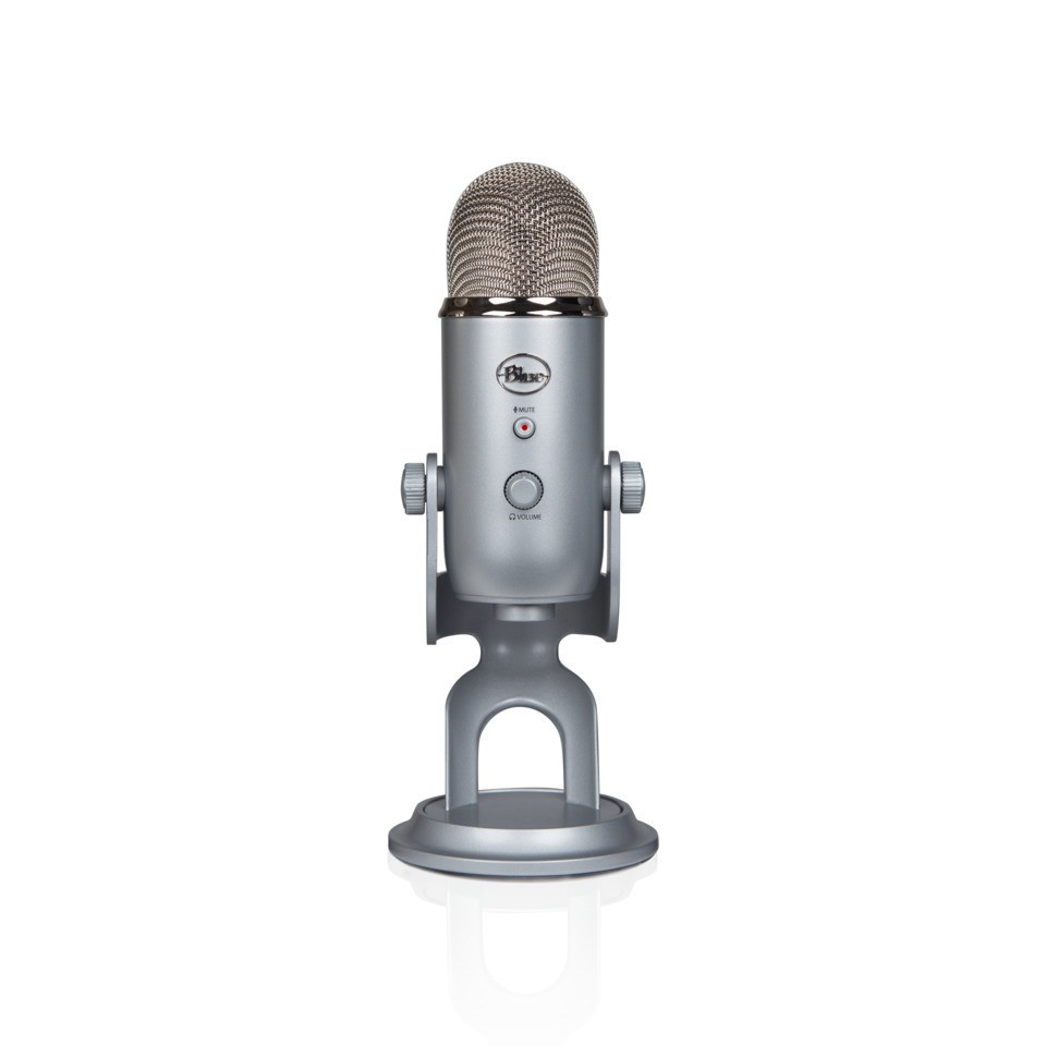 Blue Microphones Yeti Silver Bundle with Logitech C920S Pro HD Stream Webcam