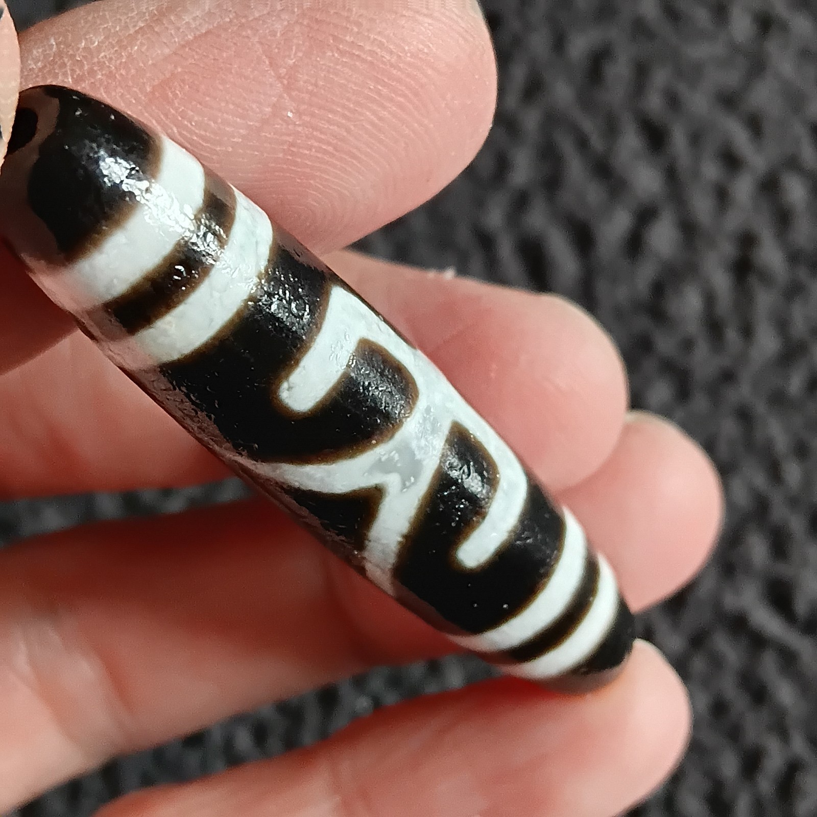 Tibetan Agate Pre 1800s Dzi Bead Lot