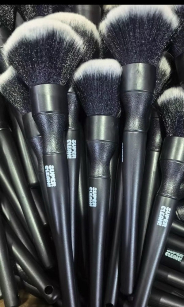 Dust Brush