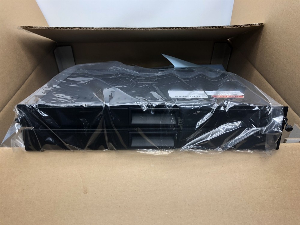 LCD2U17-05 SHORT DEPTH 17" LCD 2U RACK KVM CONSOLE NEW IN BOX