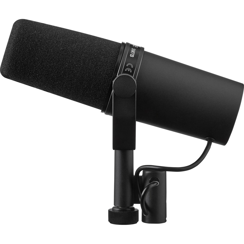Shure SM7B Broadcasting Dynamic Vocal Microphone