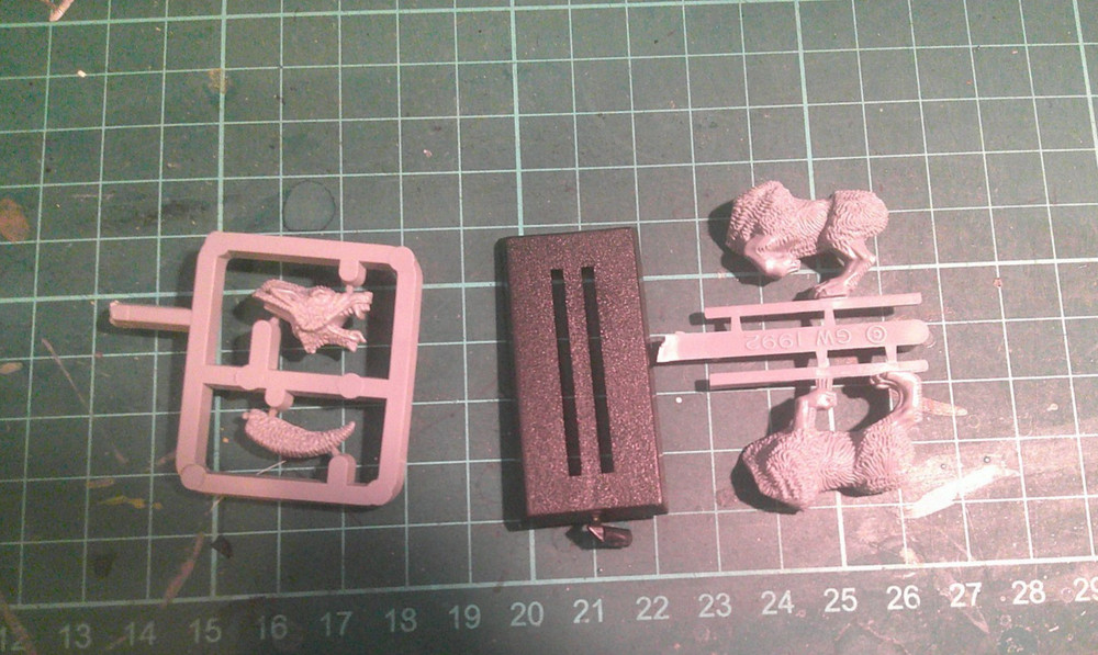 Games Workshop Plastic Wolf unmade WHFB 1992