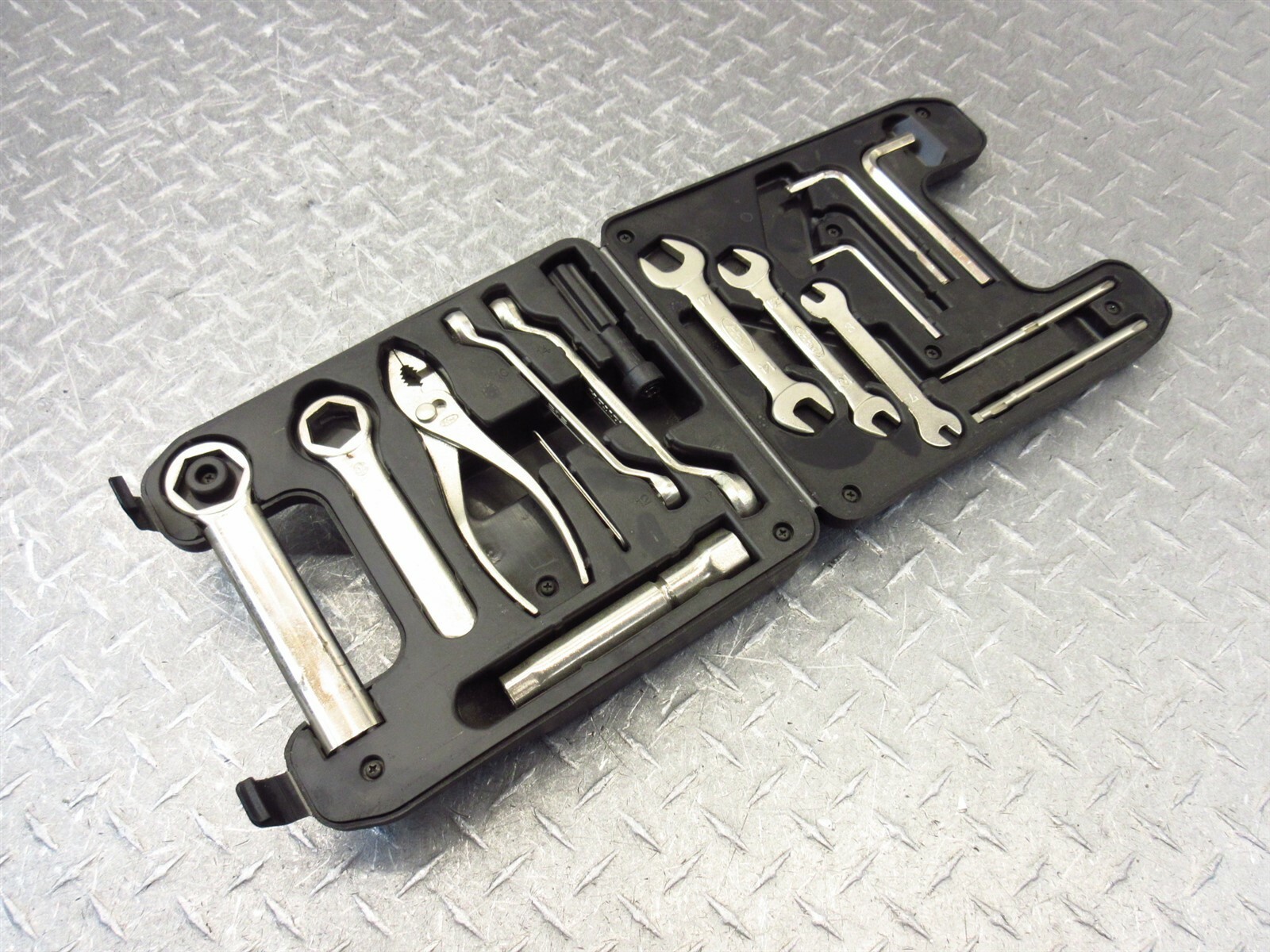 1993 91-94 Honda GL1500 Goldwing OEM Tools Tool Box Kit Set