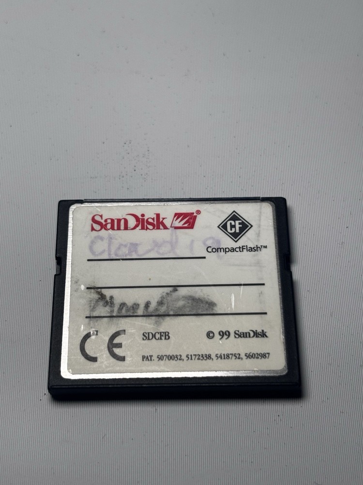 Vintage - SanDisk 128 MB CompactFlash Memory Card (SDCFB-128-455) Used